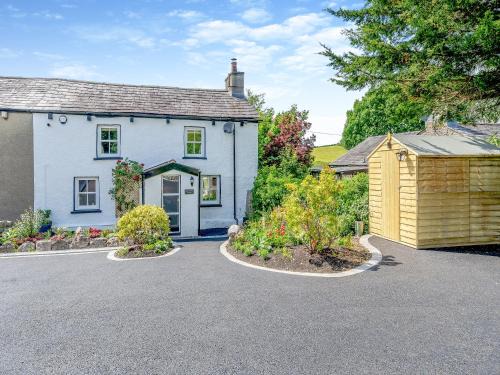 Milnthorpe House | Rose Garden Cottage