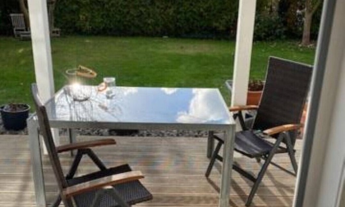 Fischbeck Apartment | Rose Garden vacation apartment in Fischbeck