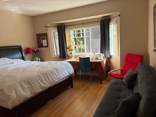 Richmond Bed & Breakfast | Rose Garden Vancouver