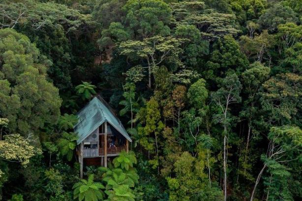 Lake Eacham Cabin | Rose Gums Wilderness Retreat