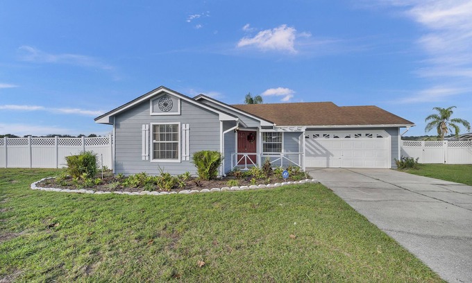 Fairvilla House | Rose's Lakeview
