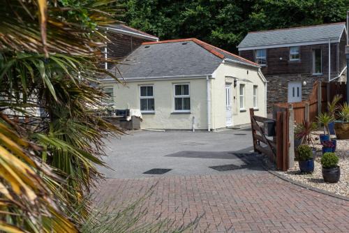 Portreath House | Rosebud