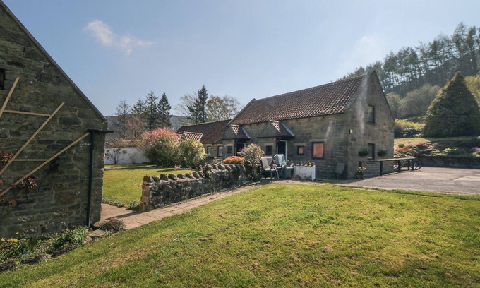 Great Fryup Dale Cottage | ROSEDALE, pet friendly, character holiday cottage in Glaisdale