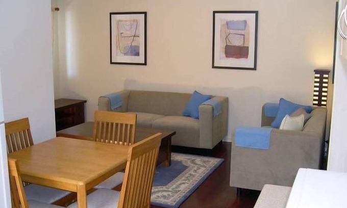 Eastern Heights House | Rosehill Apartment Ipswich