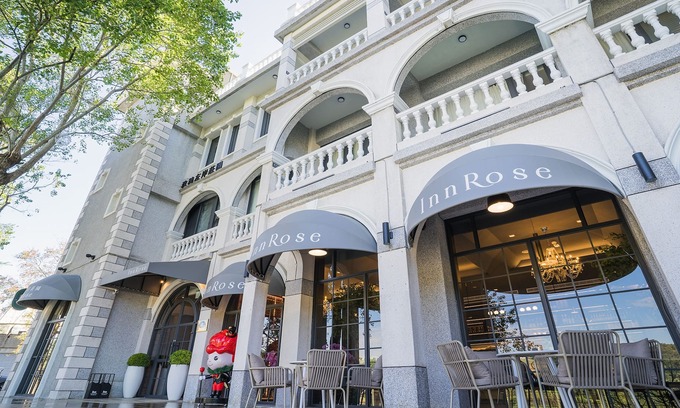 Daxi District Hotel | Roselnn