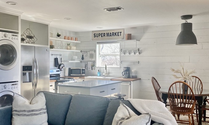 McKinney House | RoseMary Barndominium Unit B
