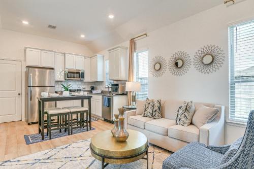 Rosenberg Apartment | Rosenberg Apartment, 10 Mi to Smithers Lake