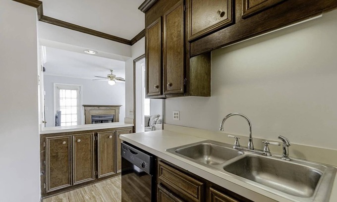 Rosewood House | Rosewood Near Downtown Columbia