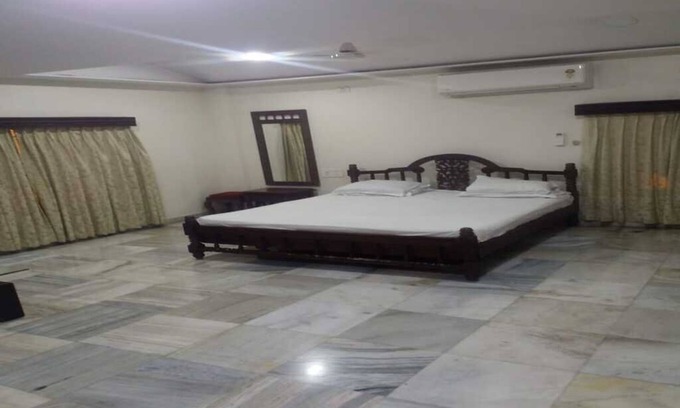 Vijayawada Villa | Rosewood Villa A Spacious 5-bedroom villa in delightful Vijayawada