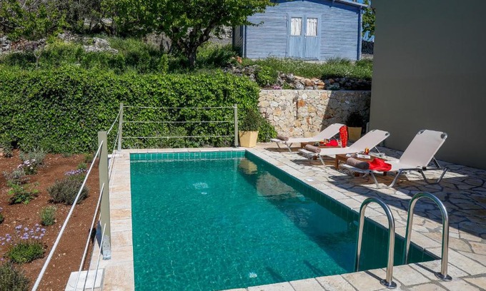 Patrikata Villa | Rosie’s herb house