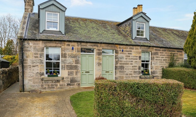 Roslin Cottage | Roslin Chapel Cottage - UK49193