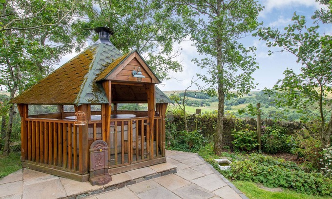 New Hey Cottage | Rough Bank Barn