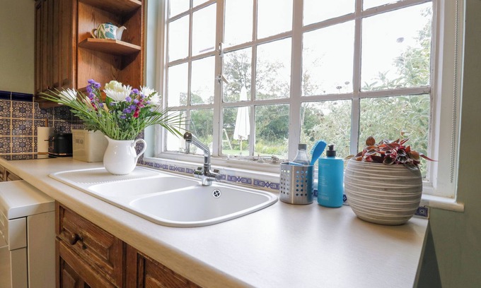 East Hanningfield Cottage | Rough Hill House