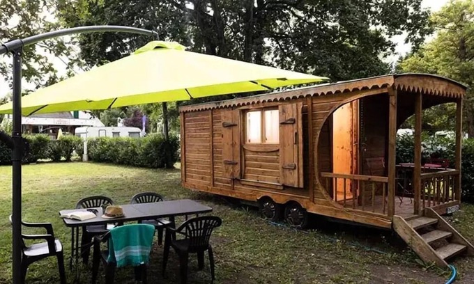 Bagneaux-sur-Loing Cabin | Roulotte Baudelaire 1 Zimmer 2 Personen