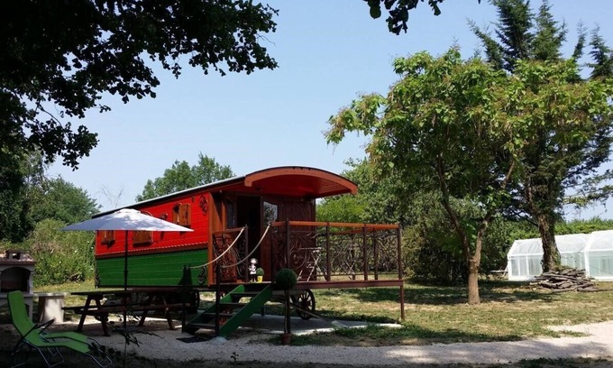 Bage-la-Ville House | Roulotte Rhapsodie - Bage-dommartin