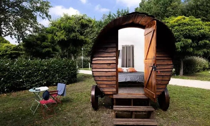 Bagneaux-sur-Loing Cabin | Roulotte Van Beethoven 1 Pièce 2 Personnes Sans Sanitaire
