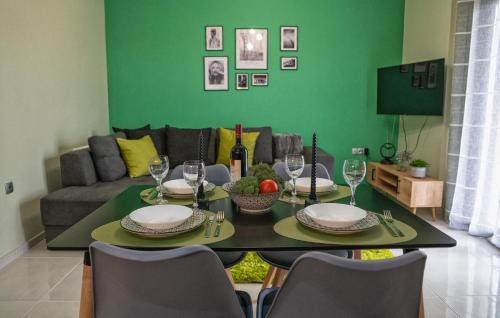Katsikas Apartment | Roumvini's Apartment