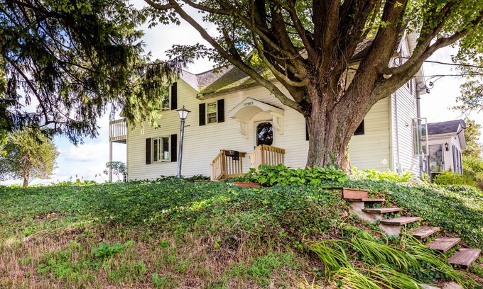 Berrien County House | Round Barn Estate: Escape to the Vineyard!