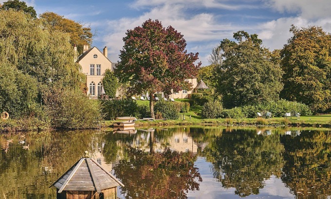 Christchurch Apartment | Roupel East Wing - Luxury Cottages