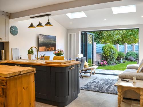 Woodmansey House | Rowan House
