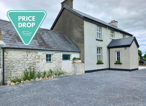 Farranfore House | Rowan House Holiday Home by Trident Holiday Homes