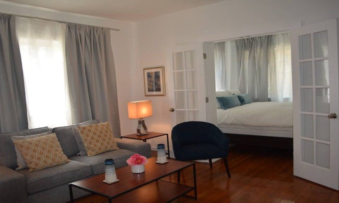 Douglas Apartment | Royal....A True Gem Bedroom
