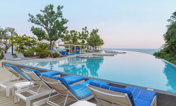 Pratumnak Hill Resort | Royal Cliff Beach Terrace Hotel Pattaya