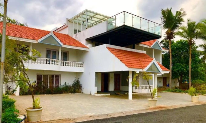 Vadanemelli Apartment | Royal Experiences Icon Beach House, ECR Sea Side Villa