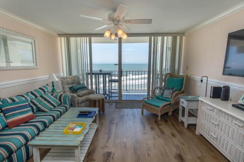 Garden City Apartment | ROYAL GARDEN RESORT 401 condo