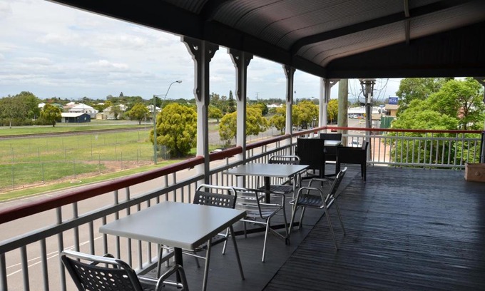 Gatton Hotel | Royal Gatton Hotel