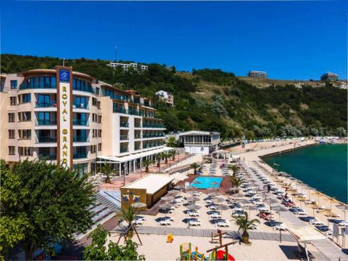 Kavarna Hotel | Royal Grand Hotel and Spa - All Inclusive and Free beach accsess