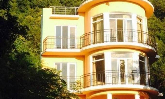 Kvariati Villa | Royal House