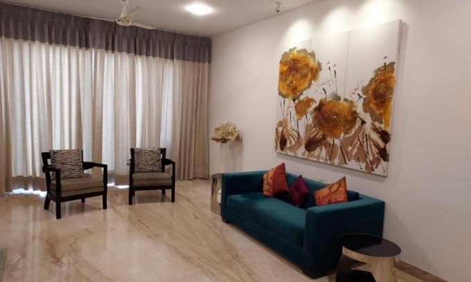 Pune Apartment | Royal Humming Bird