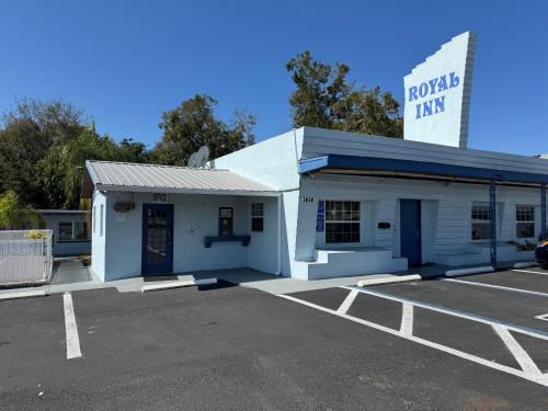 Eustis Hotel | Royal Inn