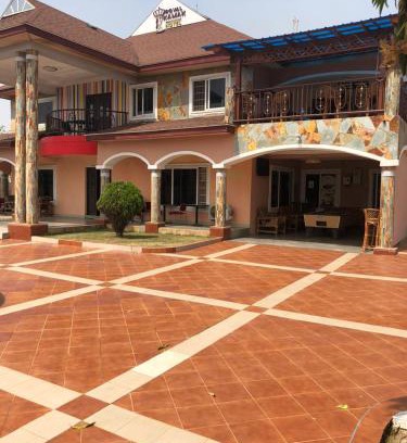 Tema Hotel | Royal Kamak Hotel Tema