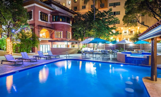 F.w.i Hotel | Royal Oasis