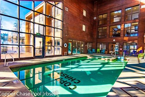 Brian Head Apartment | Royal Prince Suite Pool-Spa Ski-in out Gym, Sauna, Laundry, BBQ