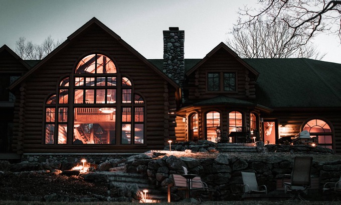 Millersburg Cabin | Royal Rack Ranch - lodge located on 1500 acres of whitetail and elk paradise