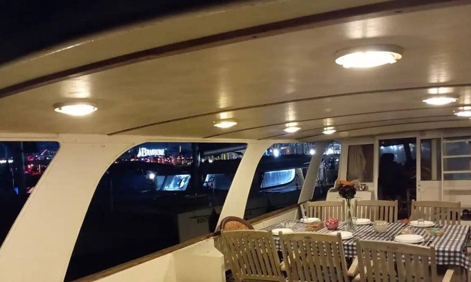 Ashkelon Boat Rental | RoyalSeaSuite 'Live and Live on the Water' for roommates