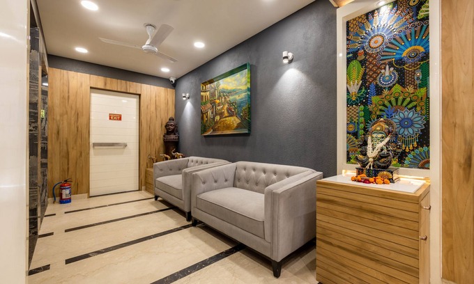 South West House | RR Residency