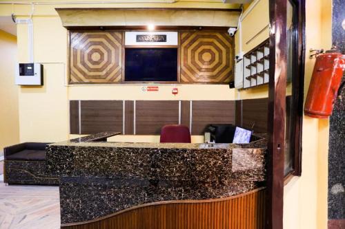 Hazratganj Hotel | RROOMS Eco Hotel Nimisha