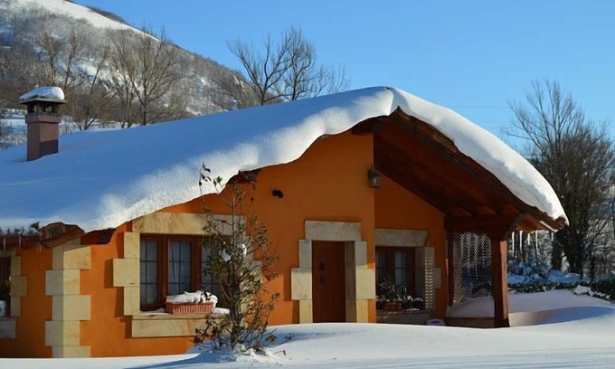 Fontibre Cottage | RURAL CASUCAS "LA GUARIZA" (full rental)