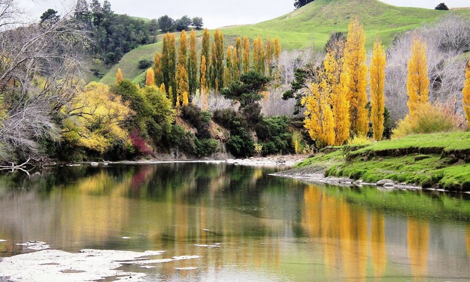 Ruakituri House | Ruakituri Retreat - Serene river frontage