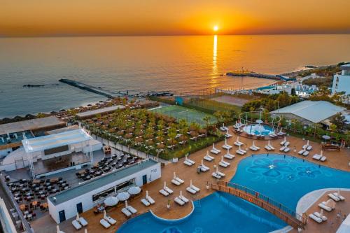 Avsallar Resort | Rubi Platinum Sign