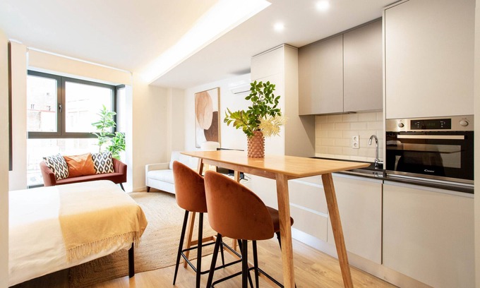 Ciudad Lineal Apartment | Rubik III apartment in Madrid
