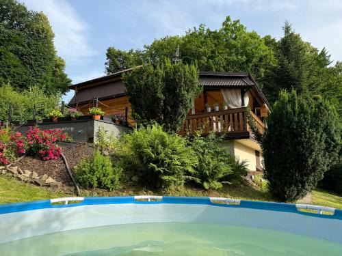 Pcim House | Rudera u Sióstr DREWNIANY DOMEK Stróża