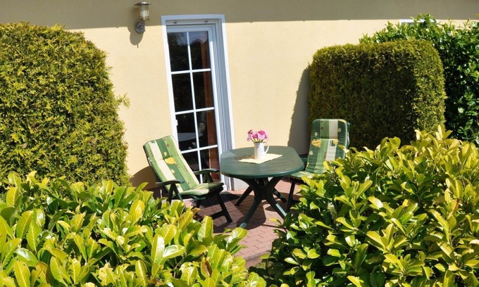 Mariendorf Apartment | Rugapart Fewo 1 im Haus 1 Erdgeschoss mit Terrasse auf der Halbinsel Mönchgut