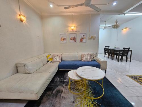 Kampung Telaga Nibong House | Ruhani Homestay 3 KB - 4 Bedroom Fully Airconditioned with WIFI & Netflix