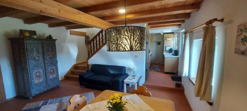 Rotthalmuenster Apartment | Ruhig gelegene Ferienwohnung im Grünen mit Terrasse und kleinem Garten