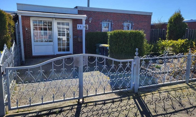 Norddeich House | Ruhig Gelegene Ferienhaus Fußläufig zum Strand. ca. 62 m² für 4 Pers.+kleinkind